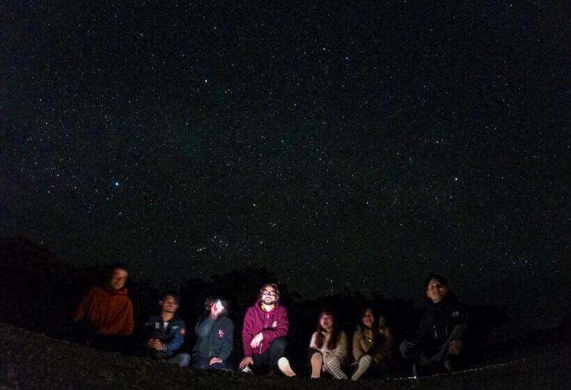 Общежитие Taketomijima Guesthouse And Je Taime