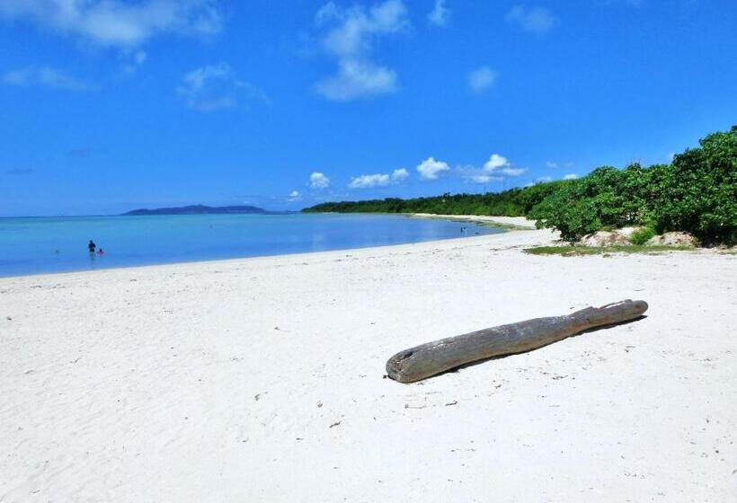 Общежитие Taketomijima Guesthouse And Je Taime