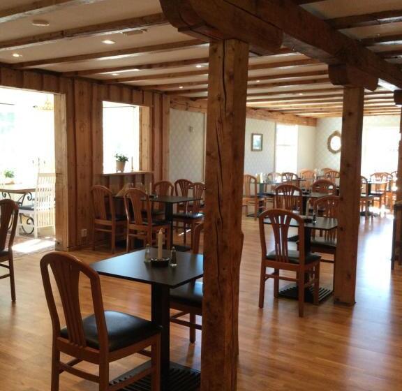 בית מלון כפרי Hensbacka Herrgård