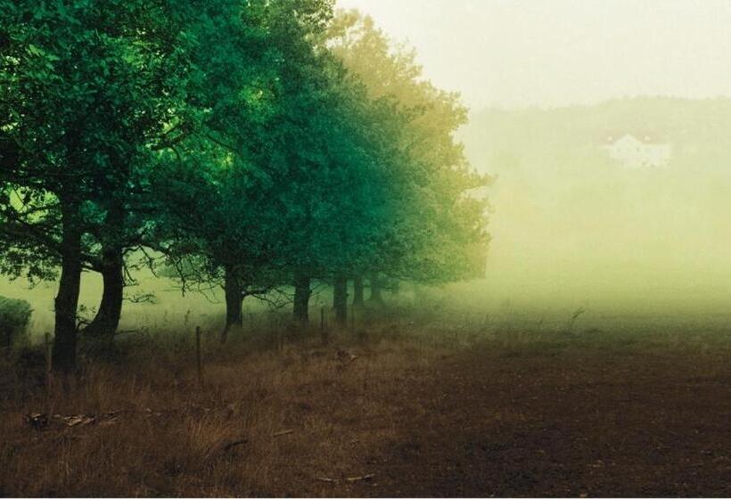 בית מלון כפרי Hensbacka Herrgård