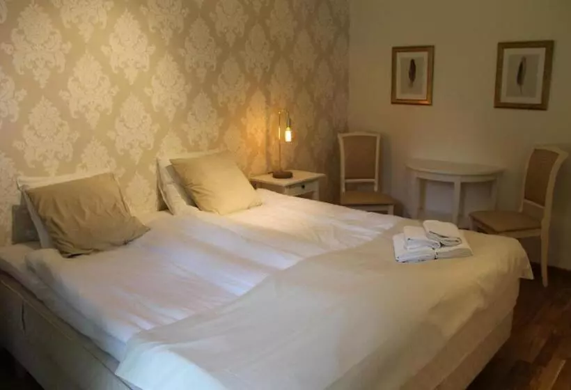 Hotelli Hensbacka Herrgård