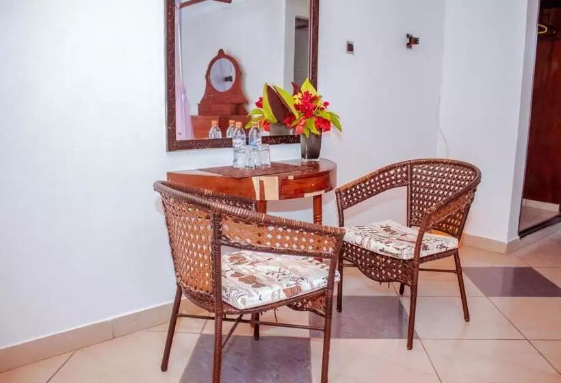 هتل Papillon Garden Bar Villas