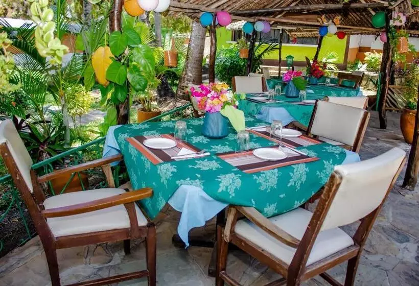 هتل Papillon Garden Bar Villas