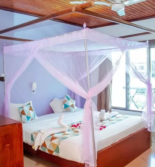 هتل Papillon Garden Bar Villas