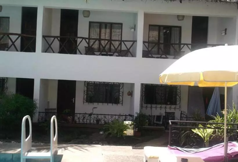 هتل Papillon Garden Bar Villas