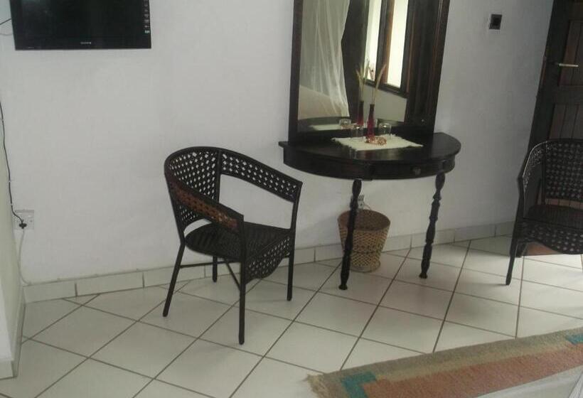 هتل Papillon Garden Bar Villas