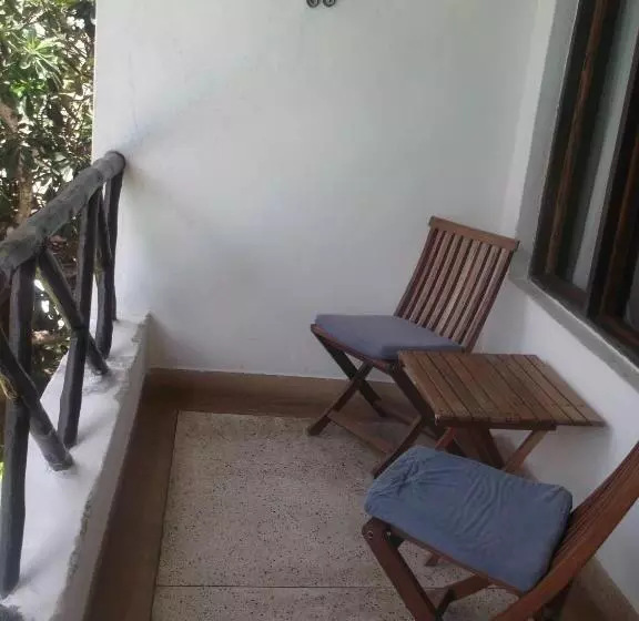 هتل Papillon Garden Bar Villas