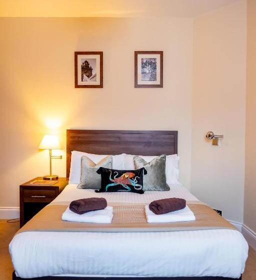 בית מלון כפרי Weston