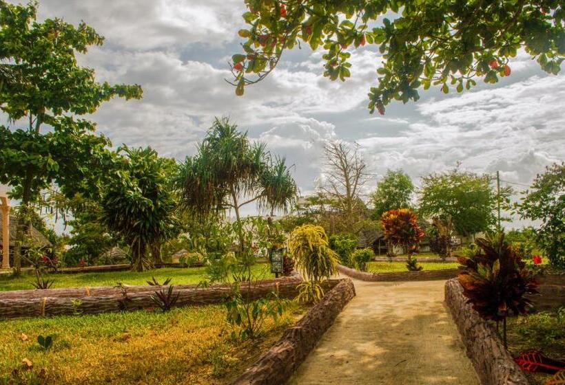 בית מלון כפרי Zanzi Rest Bungalow