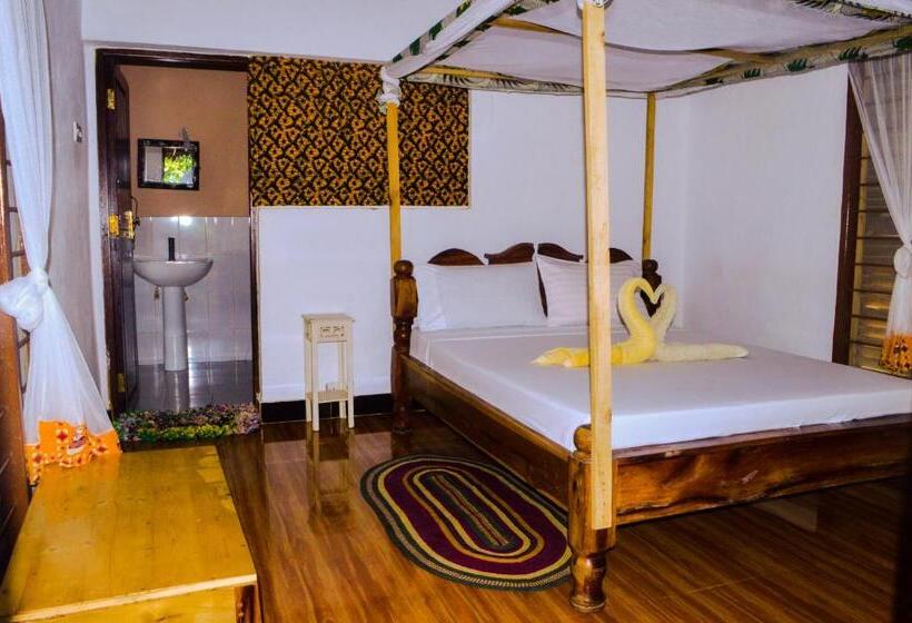 בית מלון כפרי Zanzi Rest Bungalow