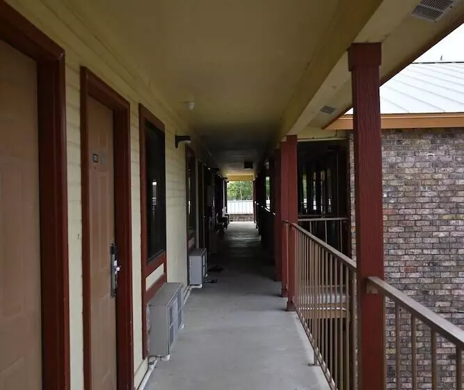 Motelli Coachway Inn