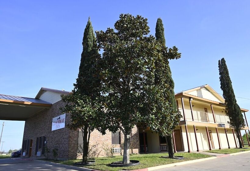 فندق على الطريق Coachway Inn