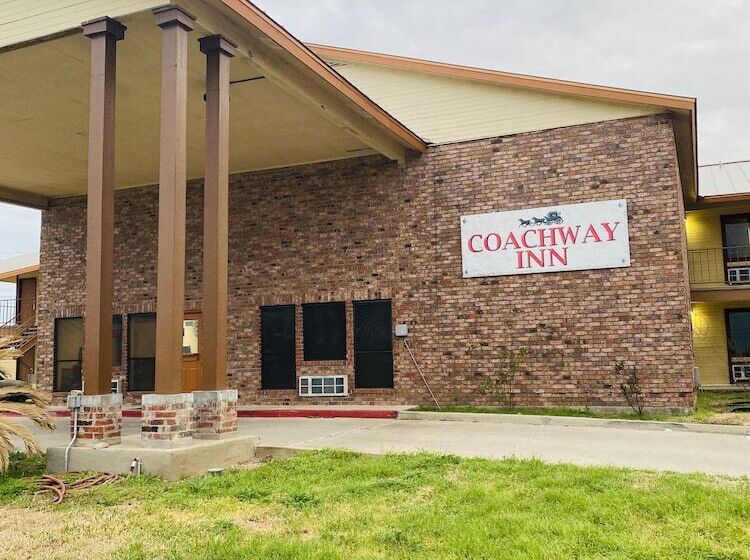 فندق على الطريق Coachway Inn