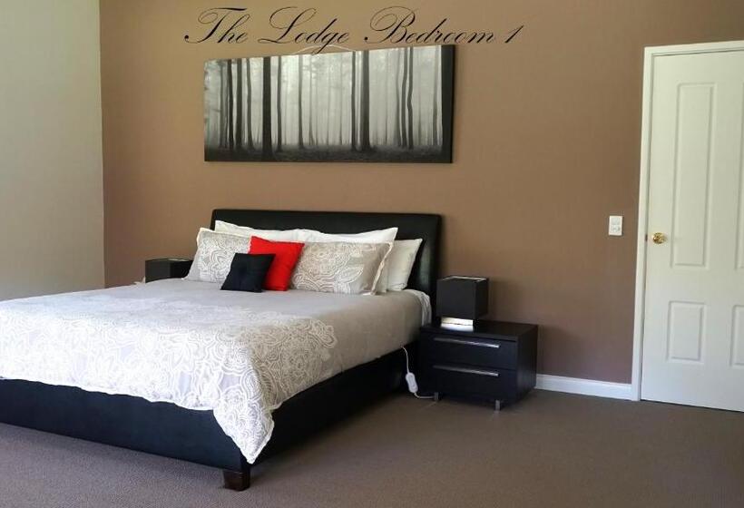 استراحتگاه Harmony Forest Cottages & Lake Side Lodge