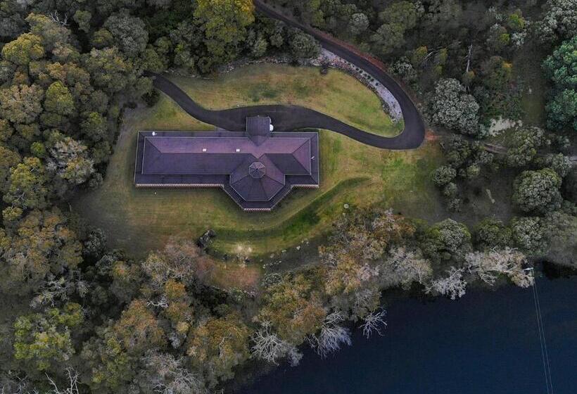 استراحتگاه Harmony Forest Cottages & Lake Side Lodge