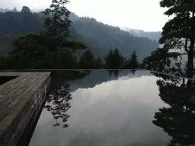 リゾートホテル The Shorea