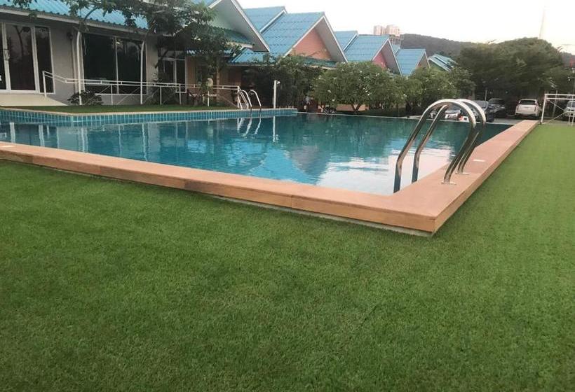 Sangtong Beach Resort