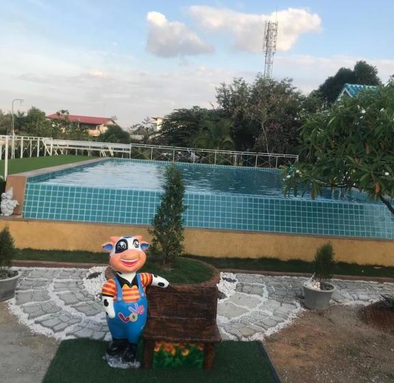 Sangtong Beach Resort