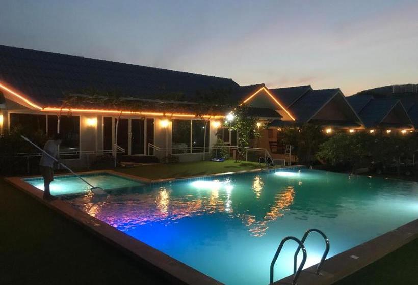 Sangtong Beach Resort