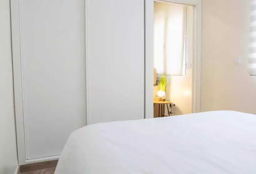 Ap Hotel Navas