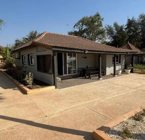 هتل Casa Coco Ii