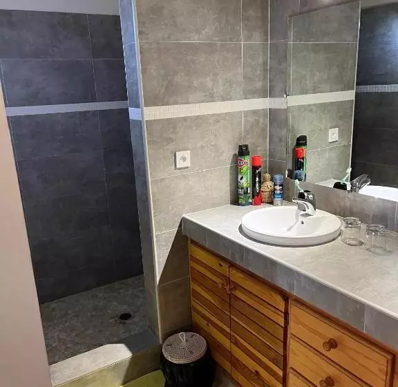 هتل Casa Coco Ii