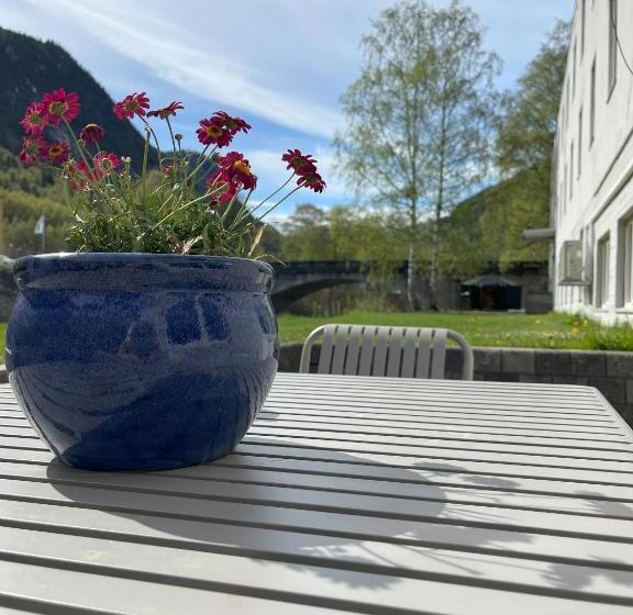 호스텔 Birkelunden Bed & Breakfast