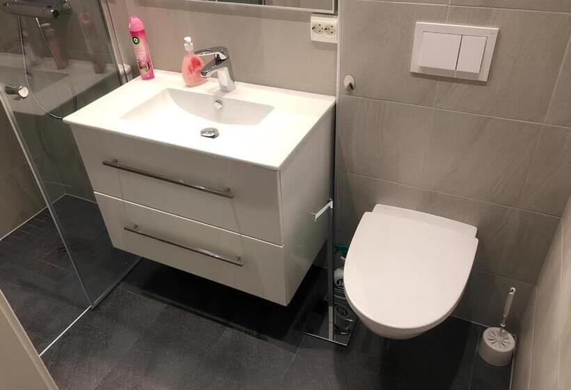 호스텔 Birkelunden Bed & Breakfast