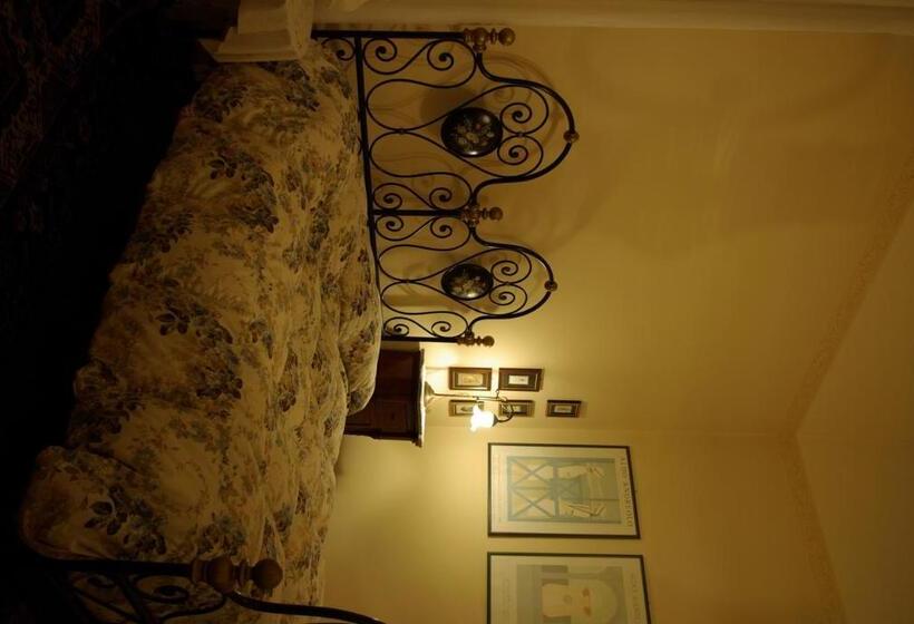 Bed and Breakfast Aci E Galatea