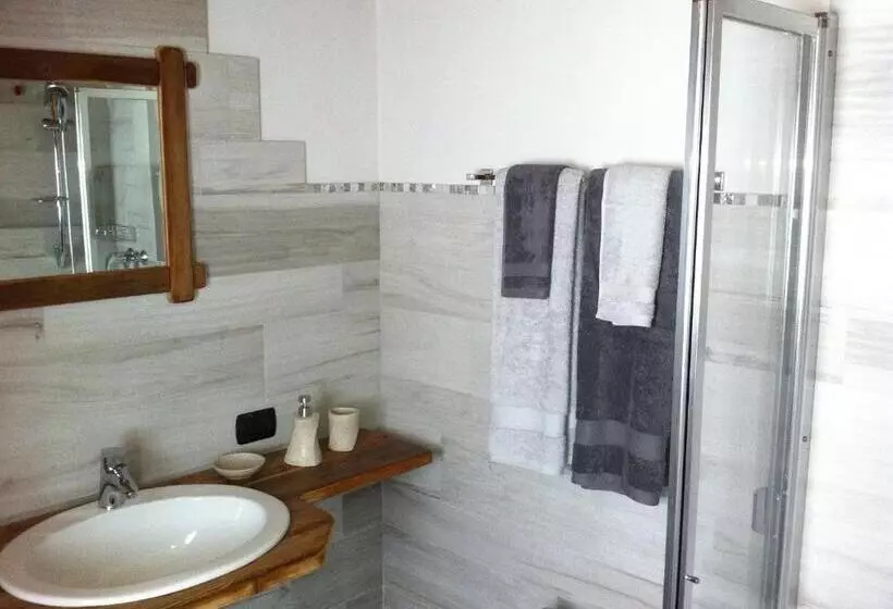 Aamiaismajoitus (B&B) Alpe Rebelle