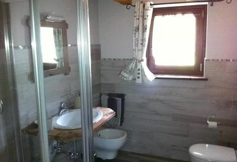 Aamiaismajoitus (B&B) Alpe Rebelle