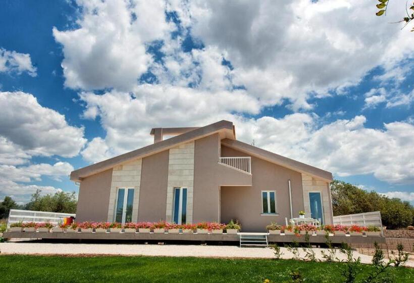 مبيت وإفطار Barokhouse