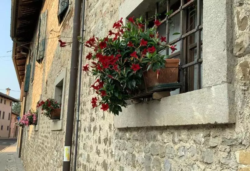 تختخواب و صبحانه Casa Barnaba Manin