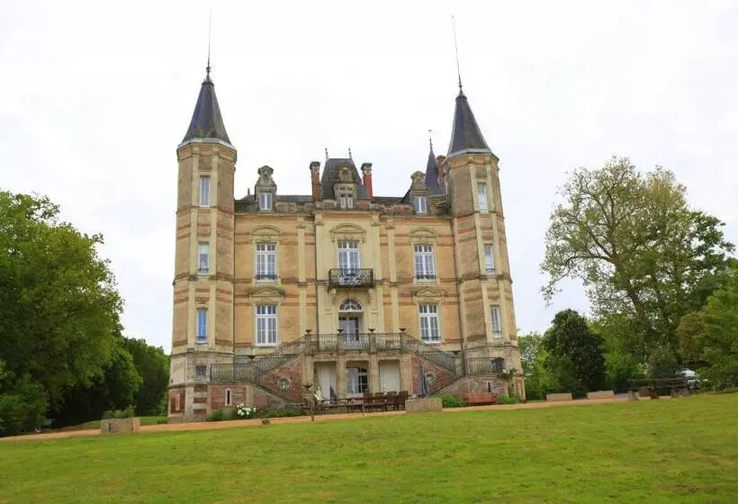 ベッドアンドブレックファースト Chateau De La Moriniere