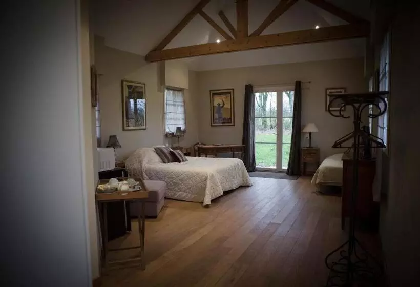 ベッドアンドブレックファースト Chateau De La Moriniere