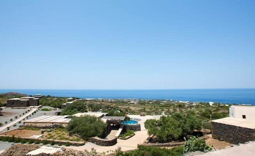 צימר Dammusi Al Qubba Wellness & Resort