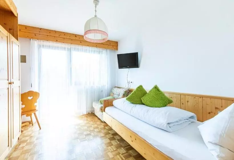 ベッドアンドブレックファースト Garni Glurnserhof