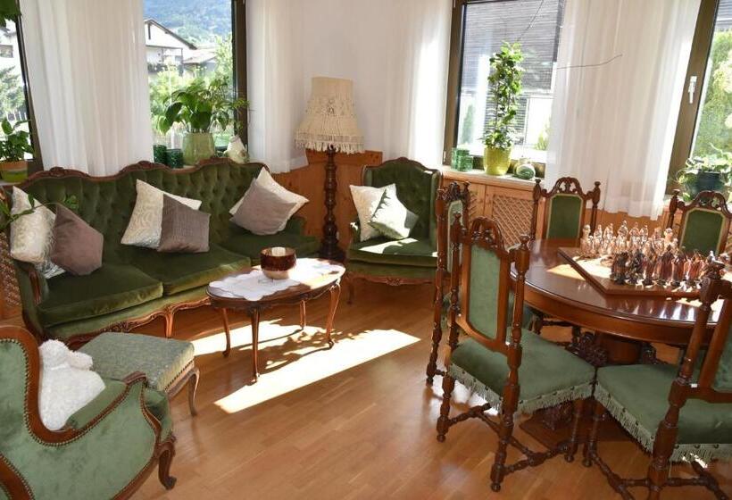 住宿加早餐  Garni Glurnserhof