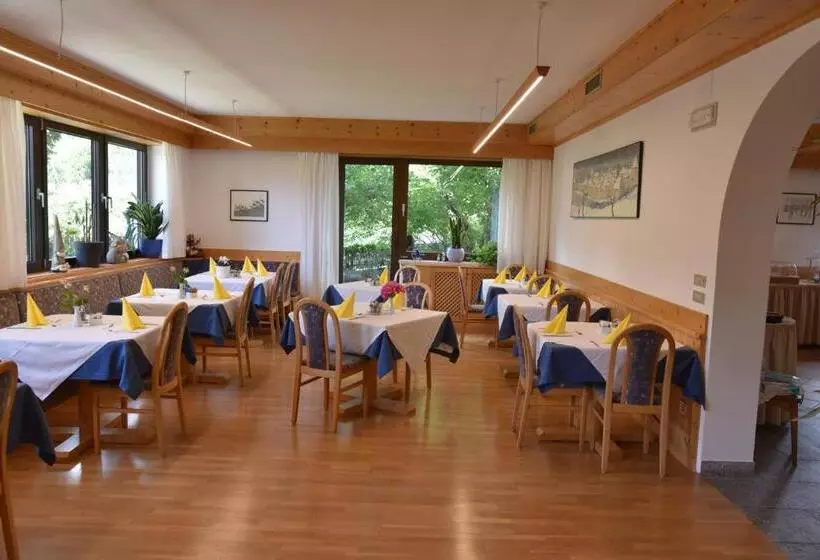 ベッドアンドブレックファースト Garni Glurnserhof