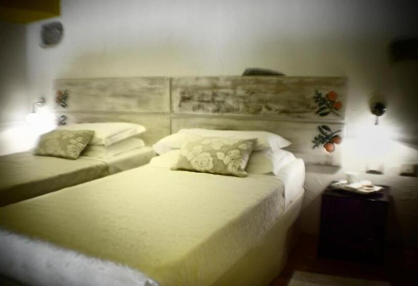 住宿加早餐  Il Giardino Degli Aranci