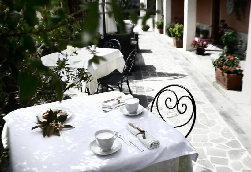 住宿加早餐  Il Giardino Degli Aranci