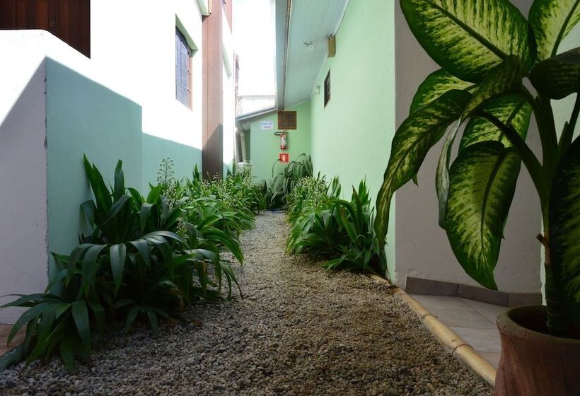 مبيت وإفطار Pousada Tropical