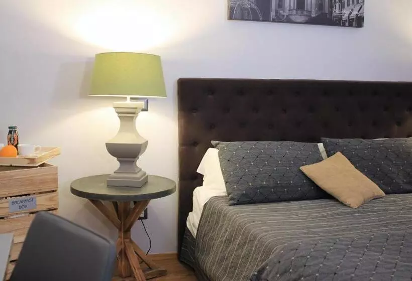 ベッドアンドブレックファースト R&b La Torre