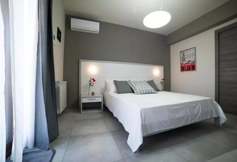 تختخواب و صبحانه Sikania Casa Diamond