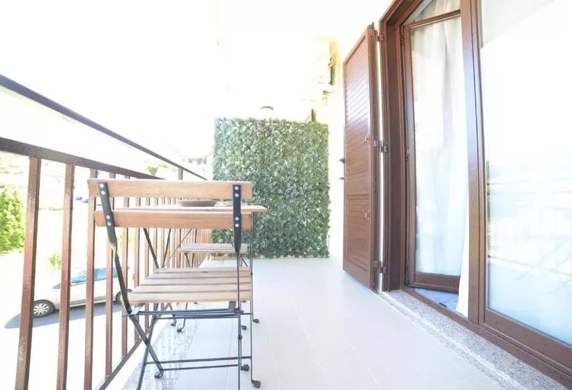 تختخواب و صبحانه Sikania Casa Diamond