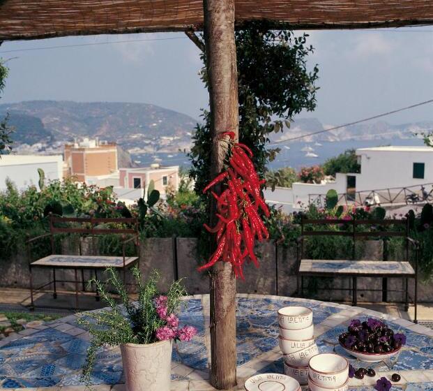 مبيت وإفطار Villa Laetitia