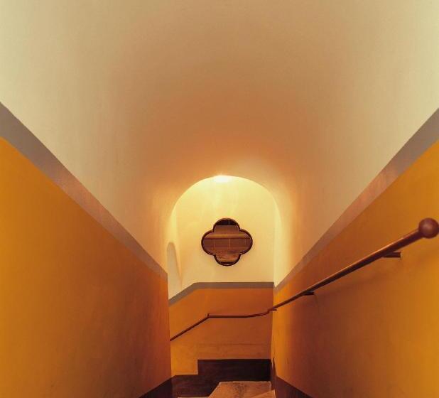 مبيت وإفطار Villa Laetitia