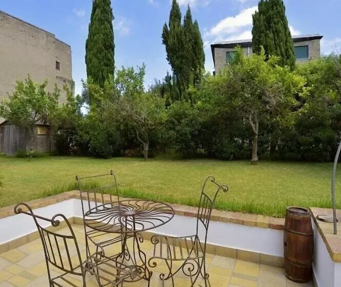 Aamiaismajoitus (B&B) Villa Mazzella