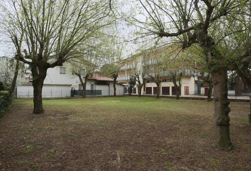 Hotel Caribia Pinarella