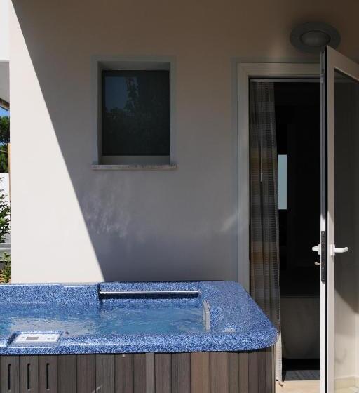 Hotel Caribia Pinarella